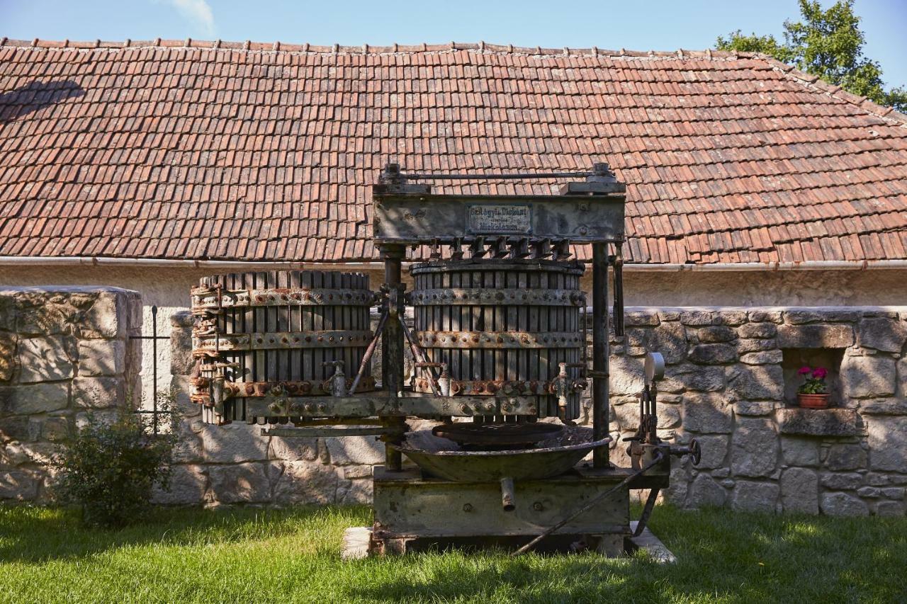 Preselo Pinceszet Es Vendeghaz Bed & Breakfast Erdőbénye Dış mekan fotoğraf